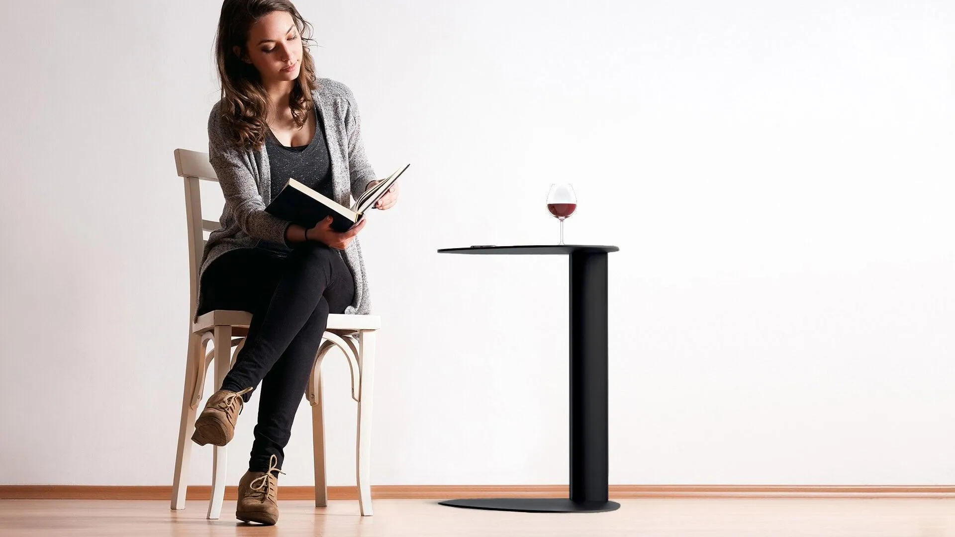 Bink 1025 Side Table
