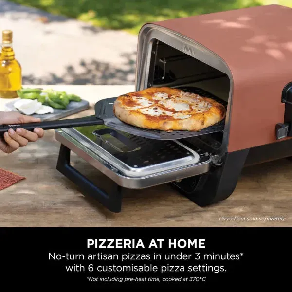 Ninja Woodfire Electric Outdoor Oven, Artisan Pizza Maker and BBQ Smoker | OO101UK