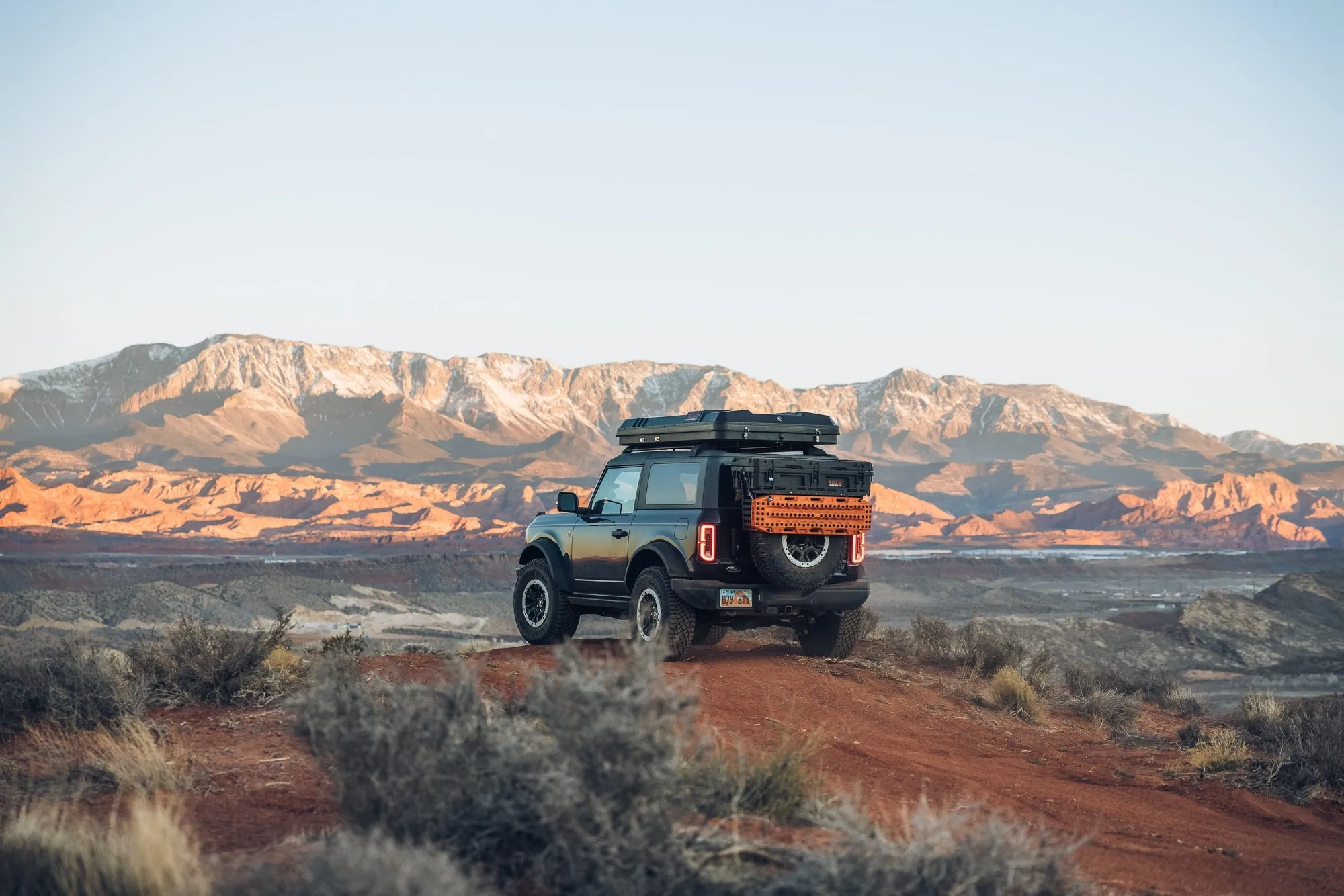 ROAM ADVENTURE | The Rambler Hardshell Rooftop Tent