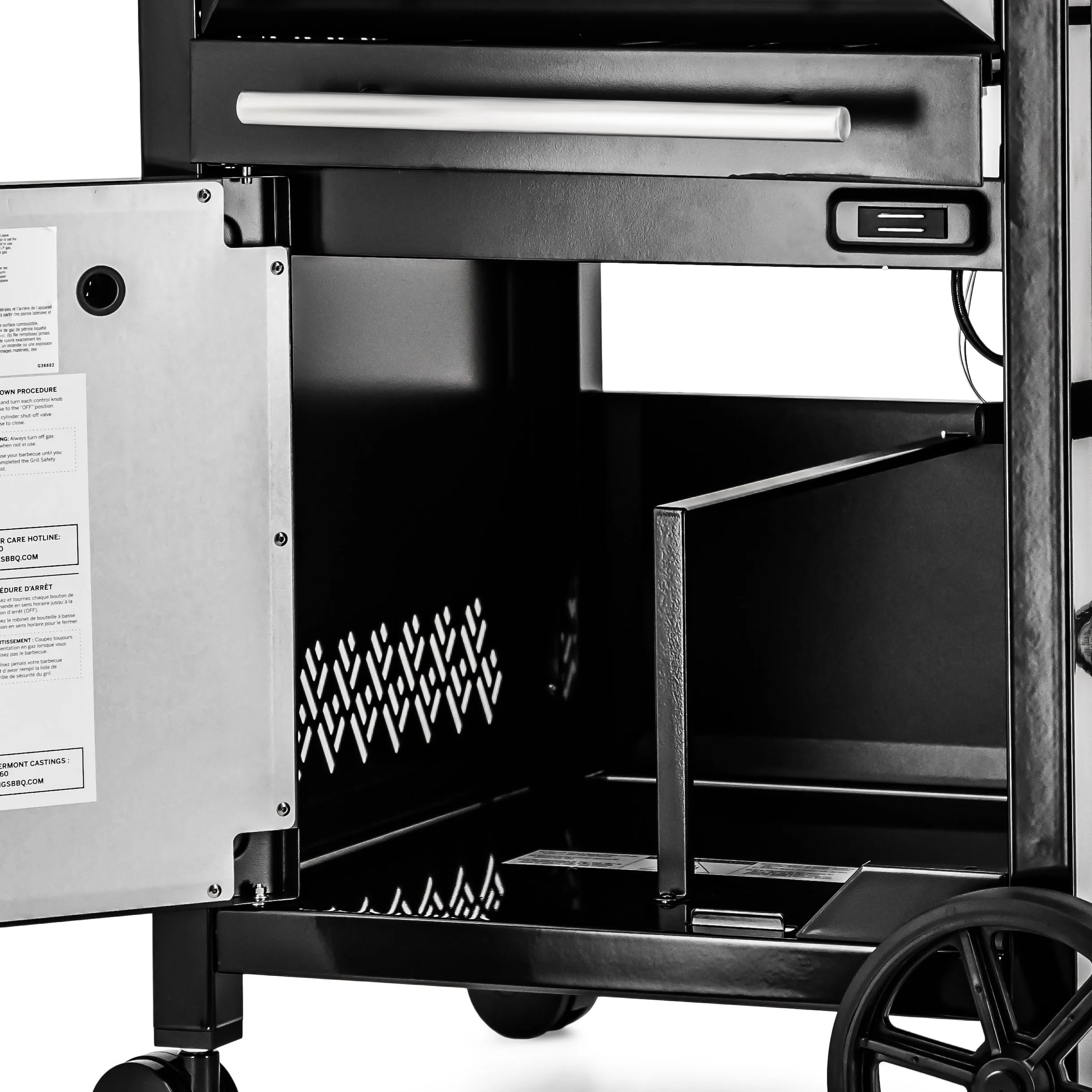 Vermont Castings Vanguard™ 2-Burner Convertible Gas BBQ Grill